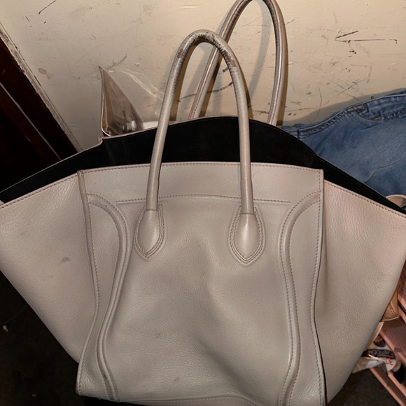 Celine - Picture 8 of 12